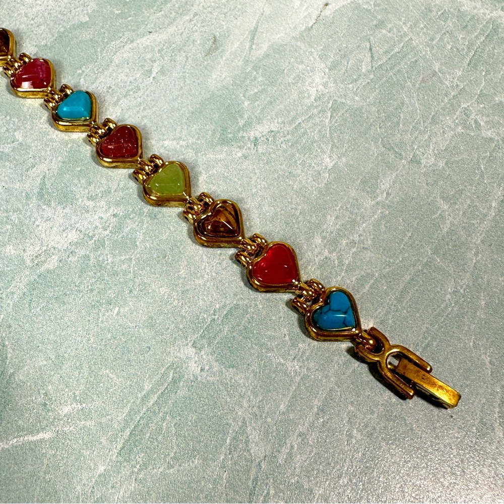 HEARTS SEMI PRECIOUS STONES GOLD TONE MAGNETIC BRACELET ARTHRITIS THERAPY